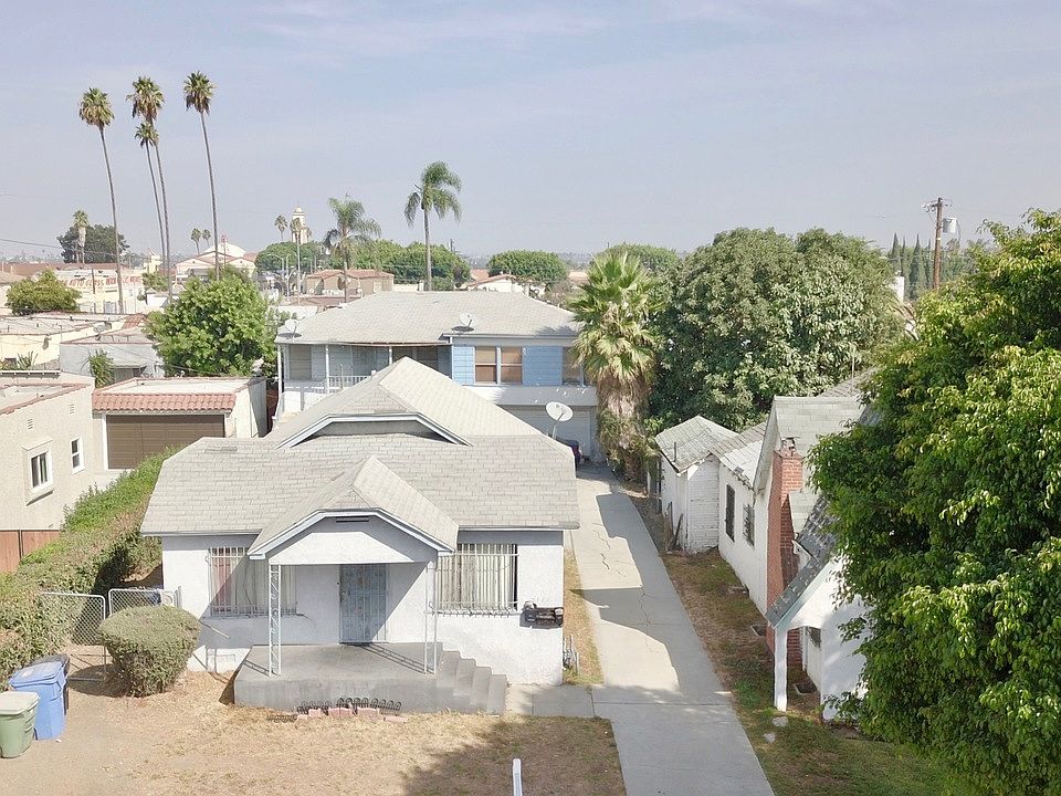1st image of 2147 W 74th St