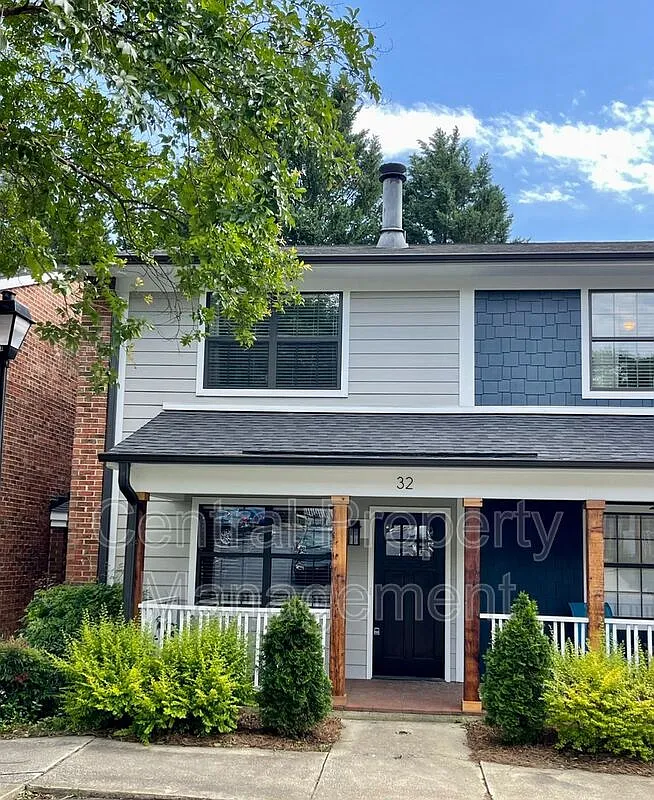 2 bed, 1.5 bath, 1024 sqft, $1,550 — Photo 2