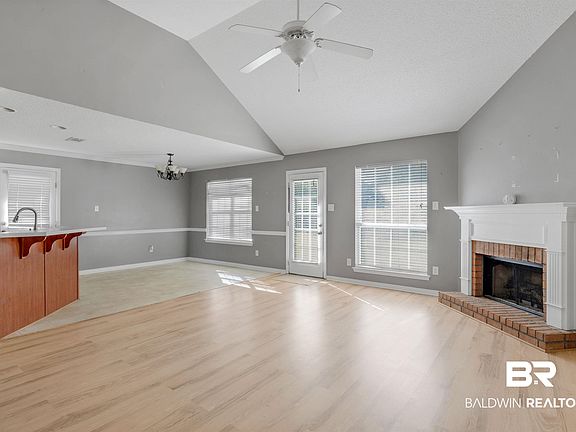 5th image of 3557 Viking Ct