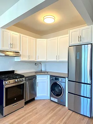 Rented by Bold New York | media 9