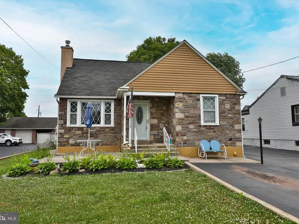 1328 Colwell Ln, Conshohocken, PA 19428