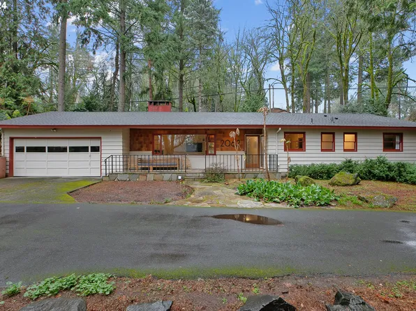 2062 Cedar Ct, Lake Oswego, OR 97034
