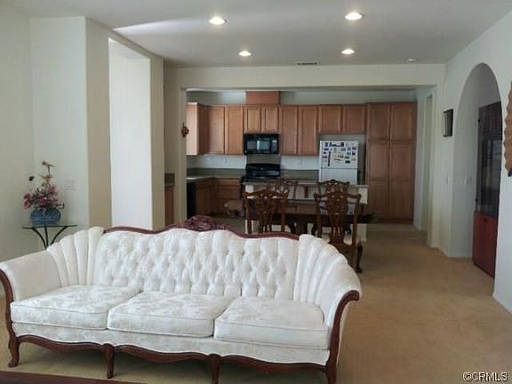 3rd image of 2750 E Oak Hill Dr Unit 20