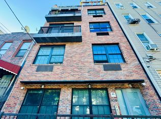 129 Stockholm St #4R, Brooklyn, NY 11221