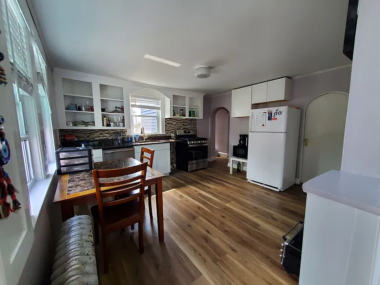 1495 Hyde Park Ave #3 — Photo 14