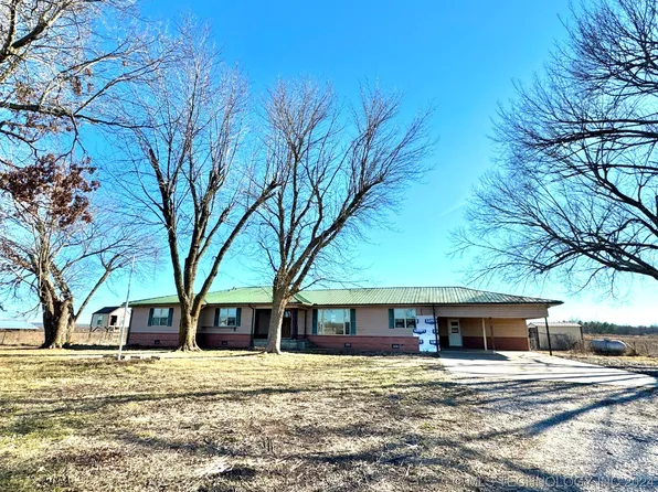 9551 E 63rd St S, Braggs, OK 74423