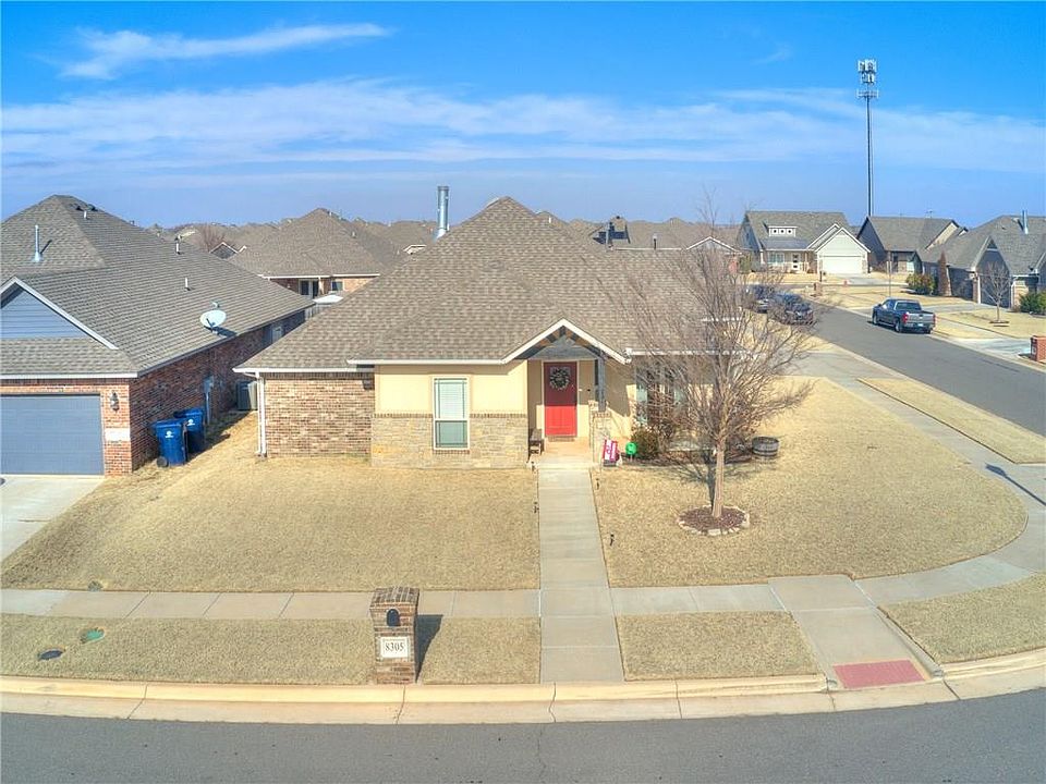 1st image of 8305 NW 139th Ter