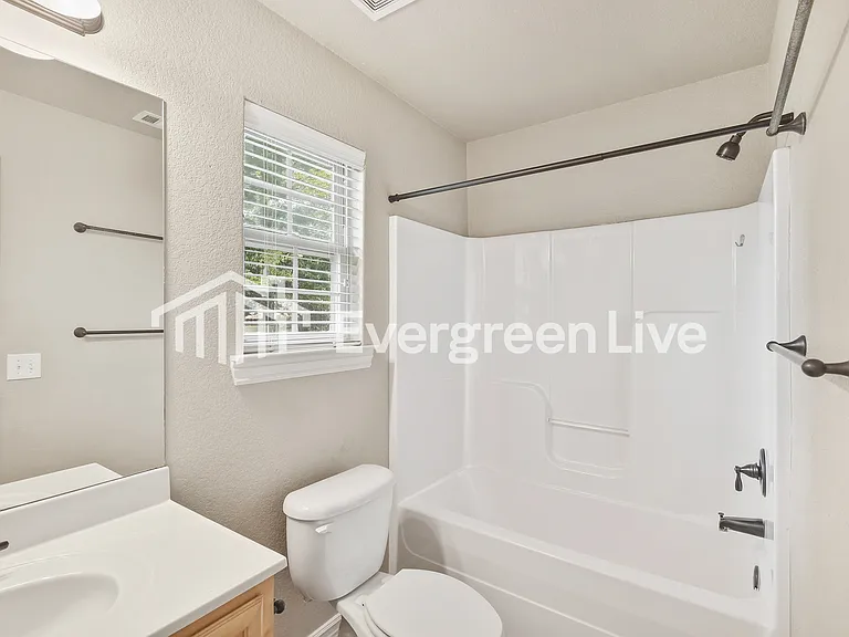 1119 River Oak — Photo 9