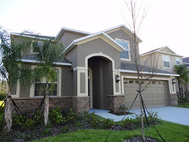 5 bed, 3.0 bath, 3382 sqft, $3,325 — Photo 1