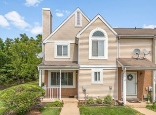 135 Hollow Oak Ct, Hillsborough, NJ 08844