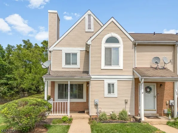 135 Hollow Oak Ct, Hillsborough Twp., NJ 08844