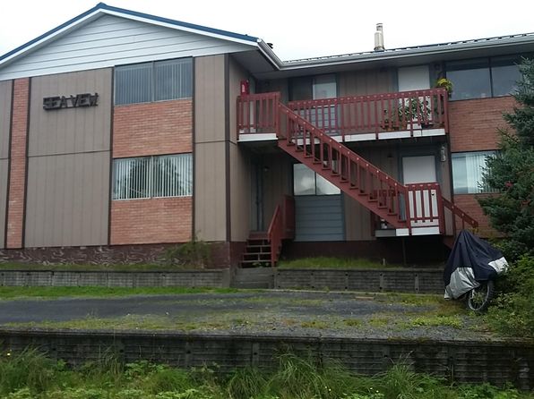 1524 Mission Rd APT 2