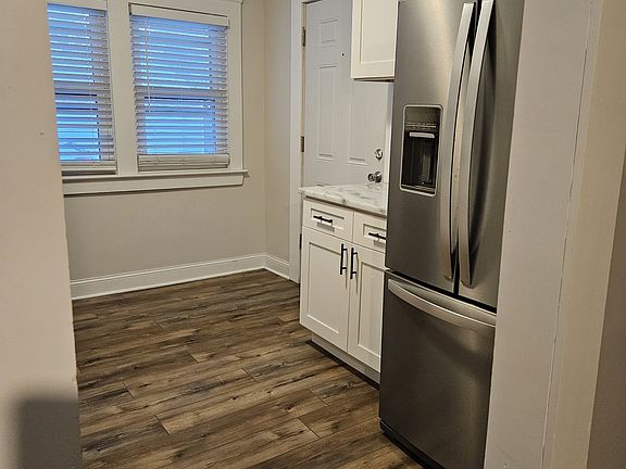 3rd image of 1489 Elmwood Ave #1