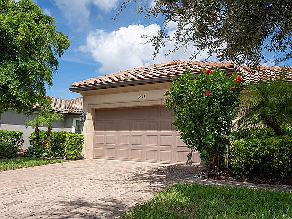 3rd image of 5548 Sentiero Dr