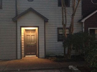 231 Lovers Ln APT 8, Baton Rouge, LA 70806