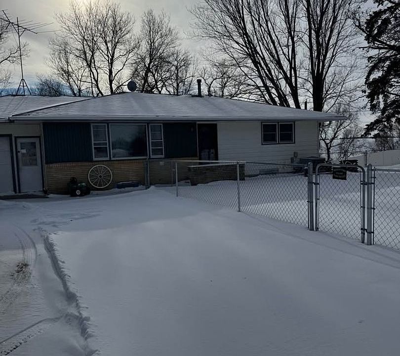1st image of 6589 W 280th St