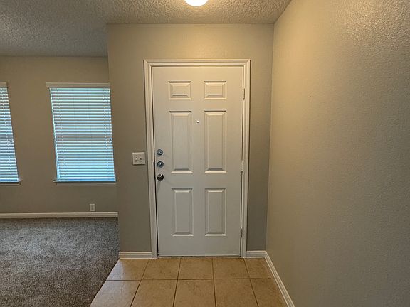 3rd image of 18310 Atasca Woods Trce