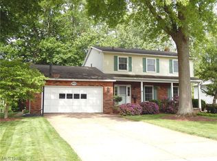 7424 Lauren J Dr, Mentor, OH 44060