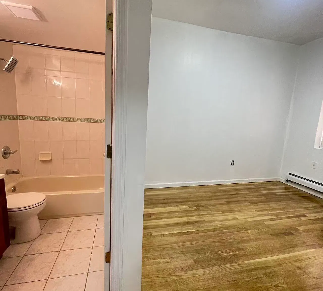 2 bed, 700 sqft, $2,350 — Photo 1