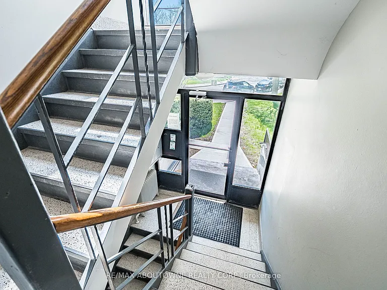 57 Mericourt Rd #203 — Photo 7