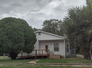 326 W 15th St N, Wichita, KS 67203