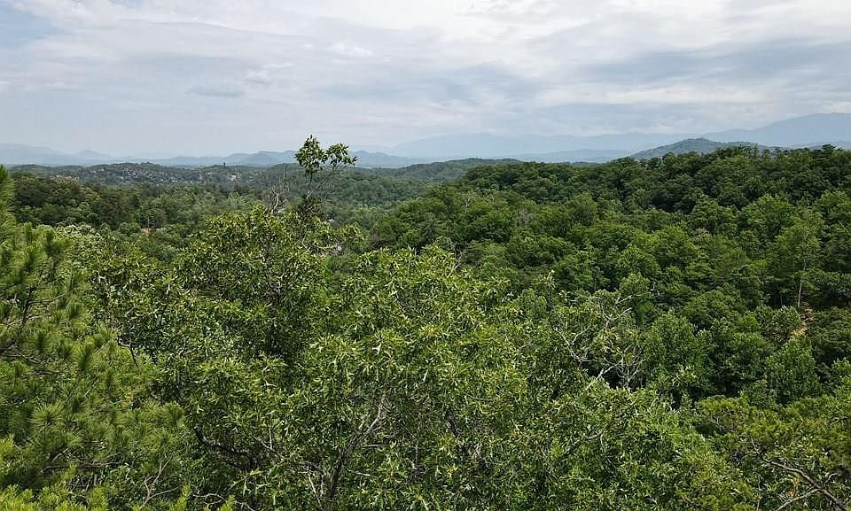 1st image of 110 Bluff Ridge Rd