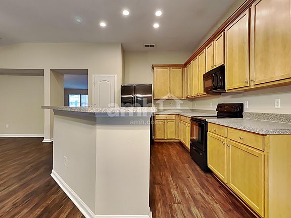 3rd image of 11374 E Brian Lakes Dr