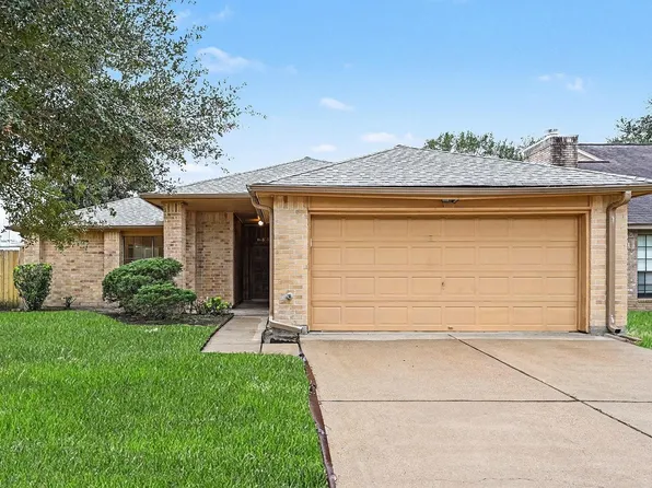 16315 Leamington Ln, Houston, TX 77095