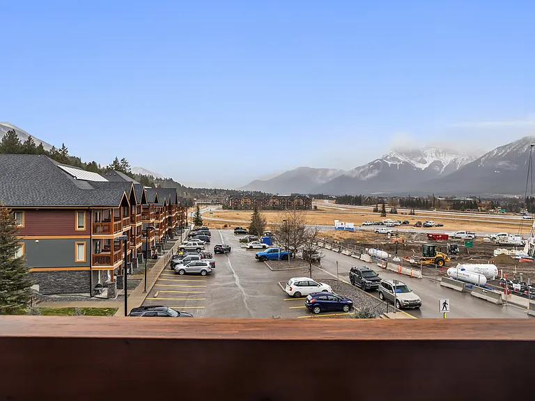 300 Palliser Ln #323 — Photo 26