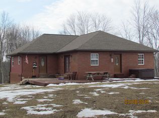 72515 Grapevine Rd, Freeport, OH 43973