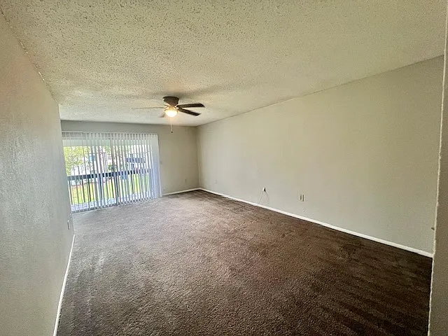 4401 S Semoran Blvd — Photo 5