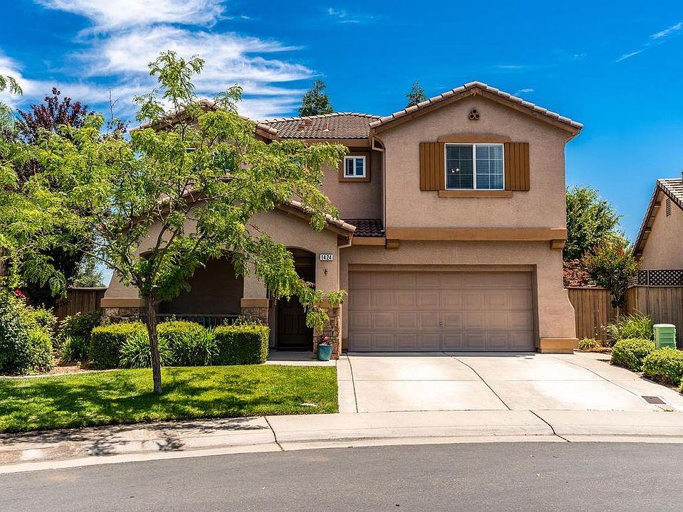 2nd image of 1424 Black Bear St