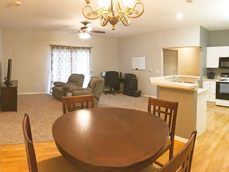 8077 Cranes Crossing Dr #8077 — Photo 5