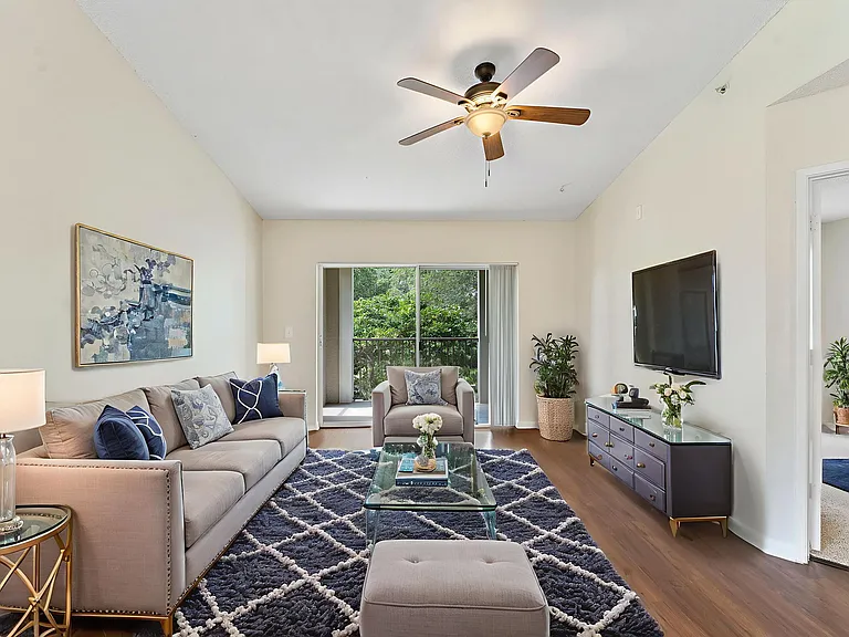Coquina Cove Apartments — Photo 17