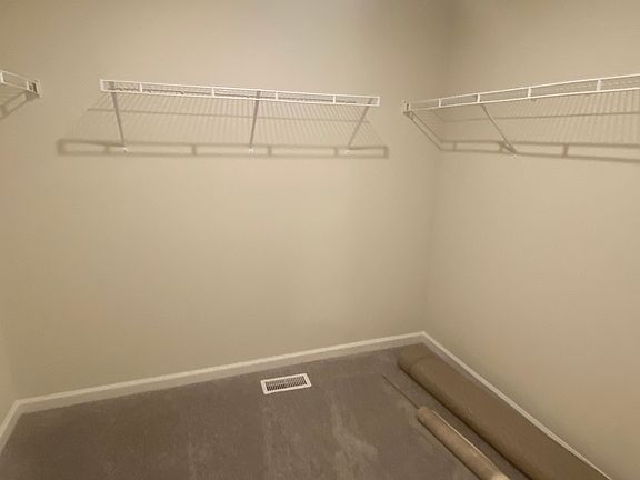 5th image of 3872 Riverstone Dr