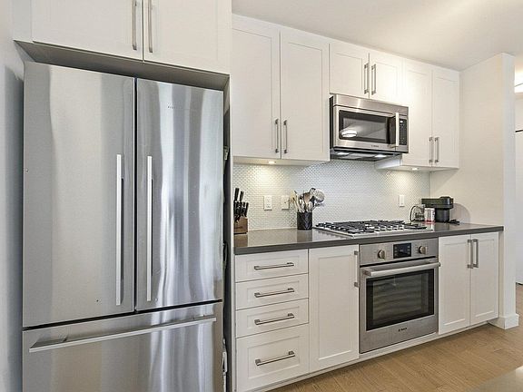 2nd image of 10177 River Dr #210