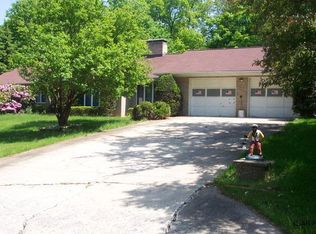 5 Haldon Dr, Johnstown, PA 15905