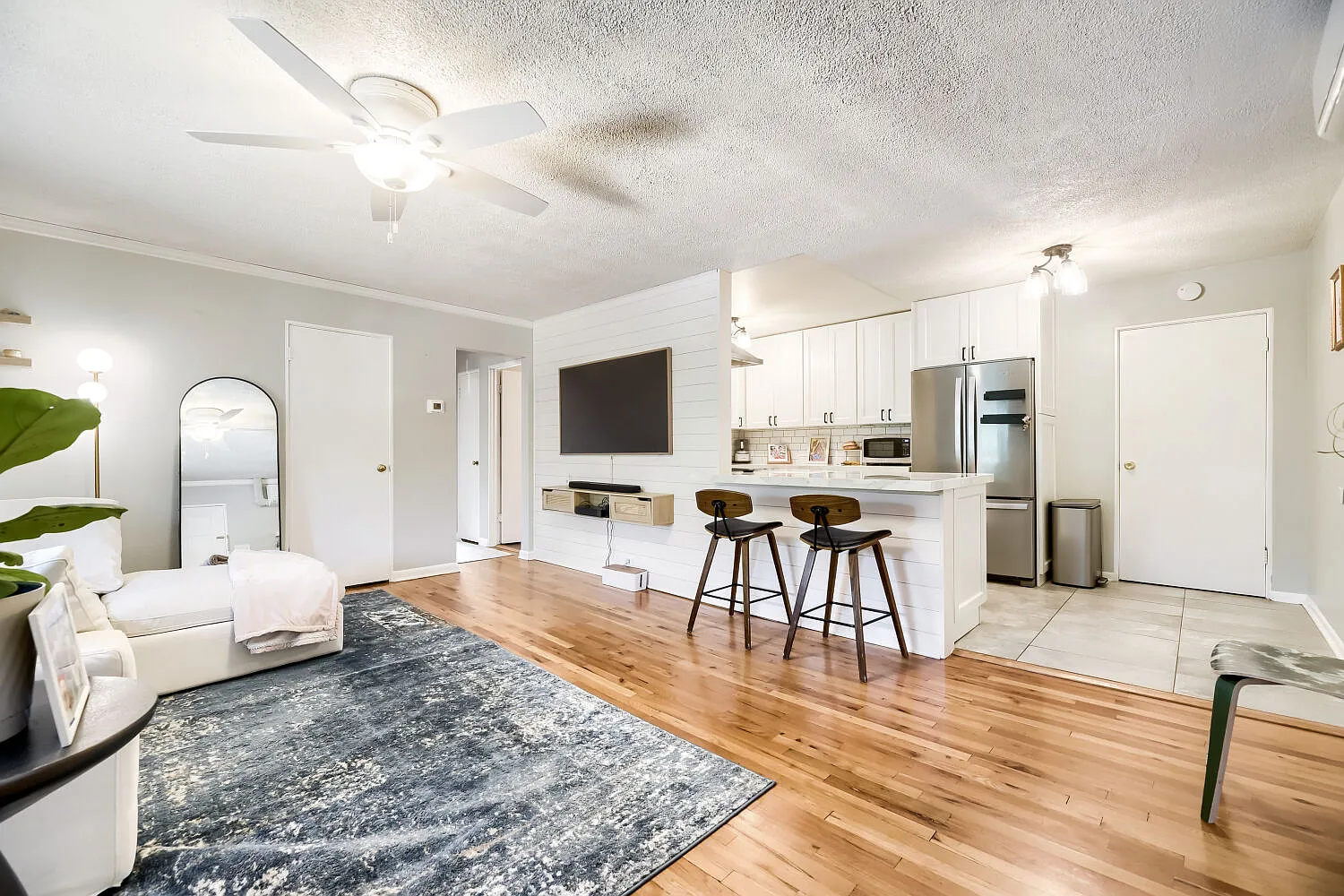 155 N Jackson St — Photo 1