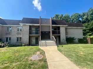 509 Lunar Ln, Coraopolis, PA 15108