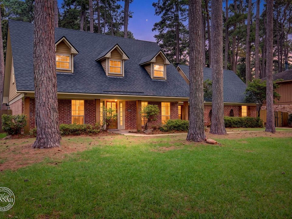 1st image of 732 Coachlight Rd