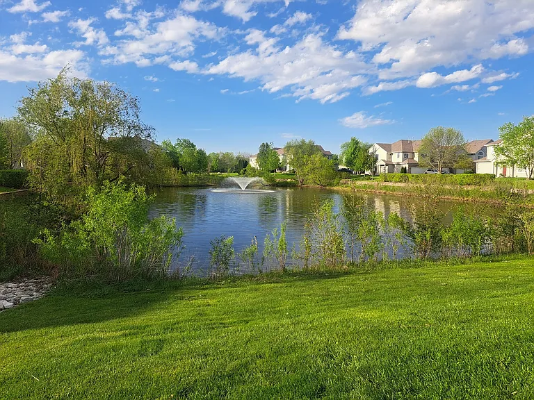 325 N Patriot Dr — Photo 17