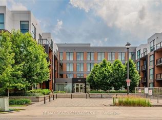 150 Sabina Dr #410, Oakville, ON L6H0W3