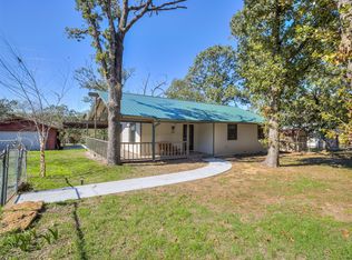 293 Kiamichi Rd, Eufaula, OK 74432