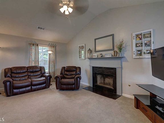3rd image of 240 Village Dr