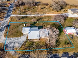 206 N Spring Branch Trl, Springtown, TX 76082