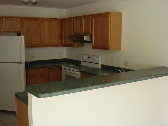 5th image of 510 Avon Ln