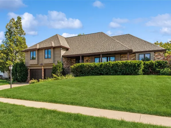 3801 1st Ave SW, Cedar Rapids, IA 52405