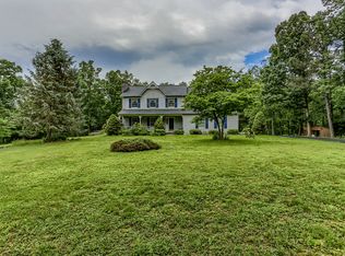 6229 Robinson Rd, Hancock, MD 21750