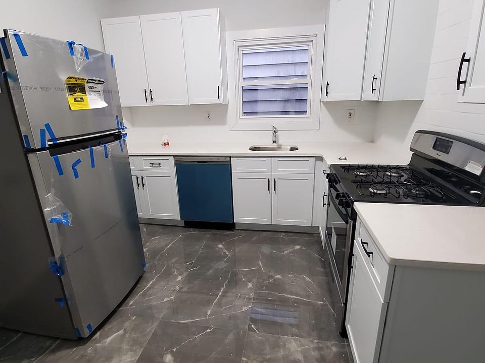 1st image of 56 N 18th St #D2