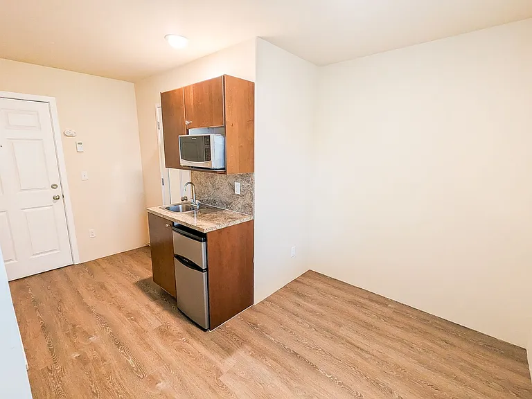 Vision 5 Apartments — Photo 36